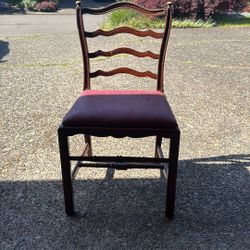 4 Stickley Dining Chairs 