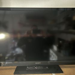 Sony Bravia TV KDL-40EX LCD 40 Inch