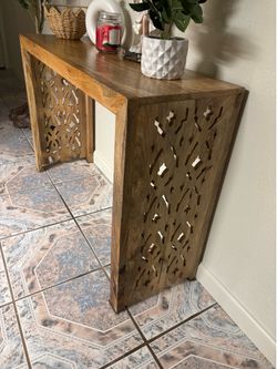 Entry table