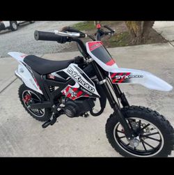 **Brand New Dirt Bike for Kids and Adults** -50cc engine. -Automatic. -2 stroke engine. -Speed governor. -Support up 200 pounds. -Mph 35. **High perfo