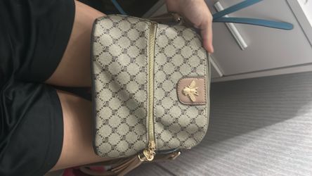 Deluxity Los Angeles small crossbody bag