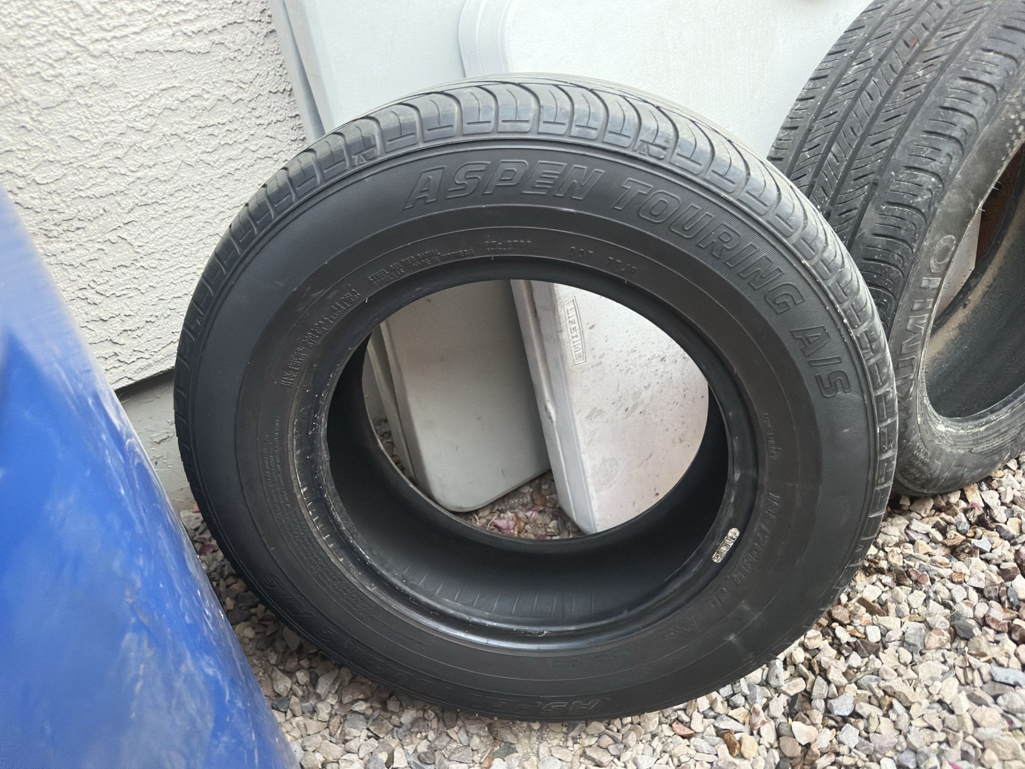 195/70/14 Tire