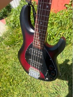 StingRay5 Bass