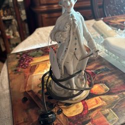 Beautiful Vintage Victorian Table Lamp 
