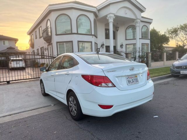 2017 Hyundai Accent