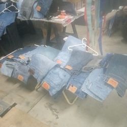 60 Pairs Of Levi's.From Brand New To Slightly Used.Sizes Mostly 36-32