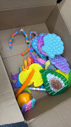 Pop It o Pop It fidget toys.