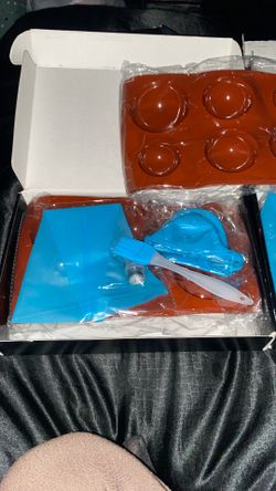 Coco Bomb Making Kits 2 Full Kits And Extra Bomb Molds Included 