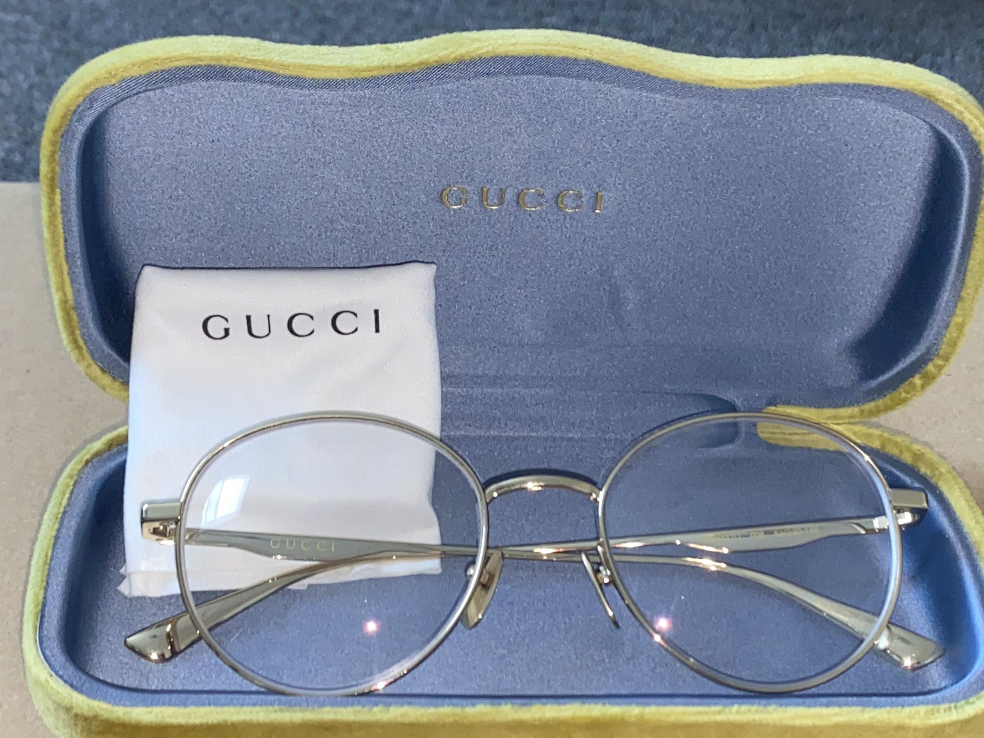 Eyeglasses Gucci