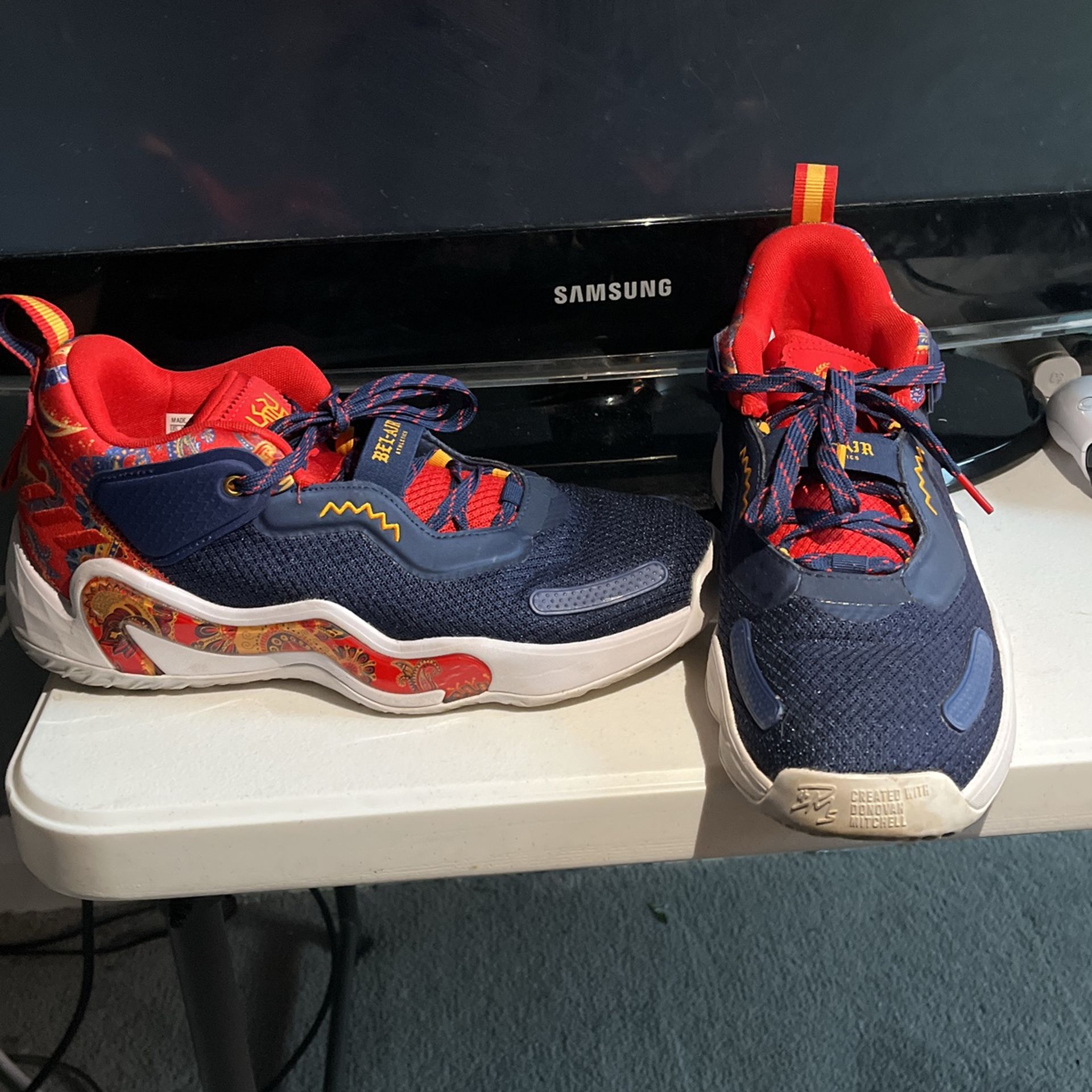  Donavan Mitchell Basketball Shoes