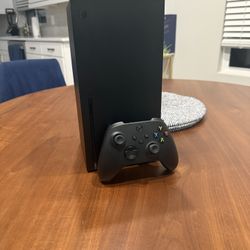 Xbox Series X (NEW CONDITION)