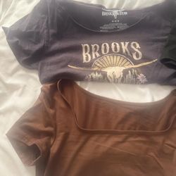 Brooks and Dunn off the shoulder and crop tops bundle of 3  Size M