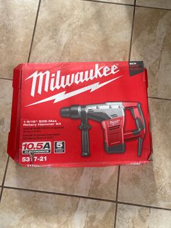 Milwaukee Rotary Hammer Kit