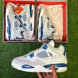 Jordan Retro 4 “ Military Blue” 