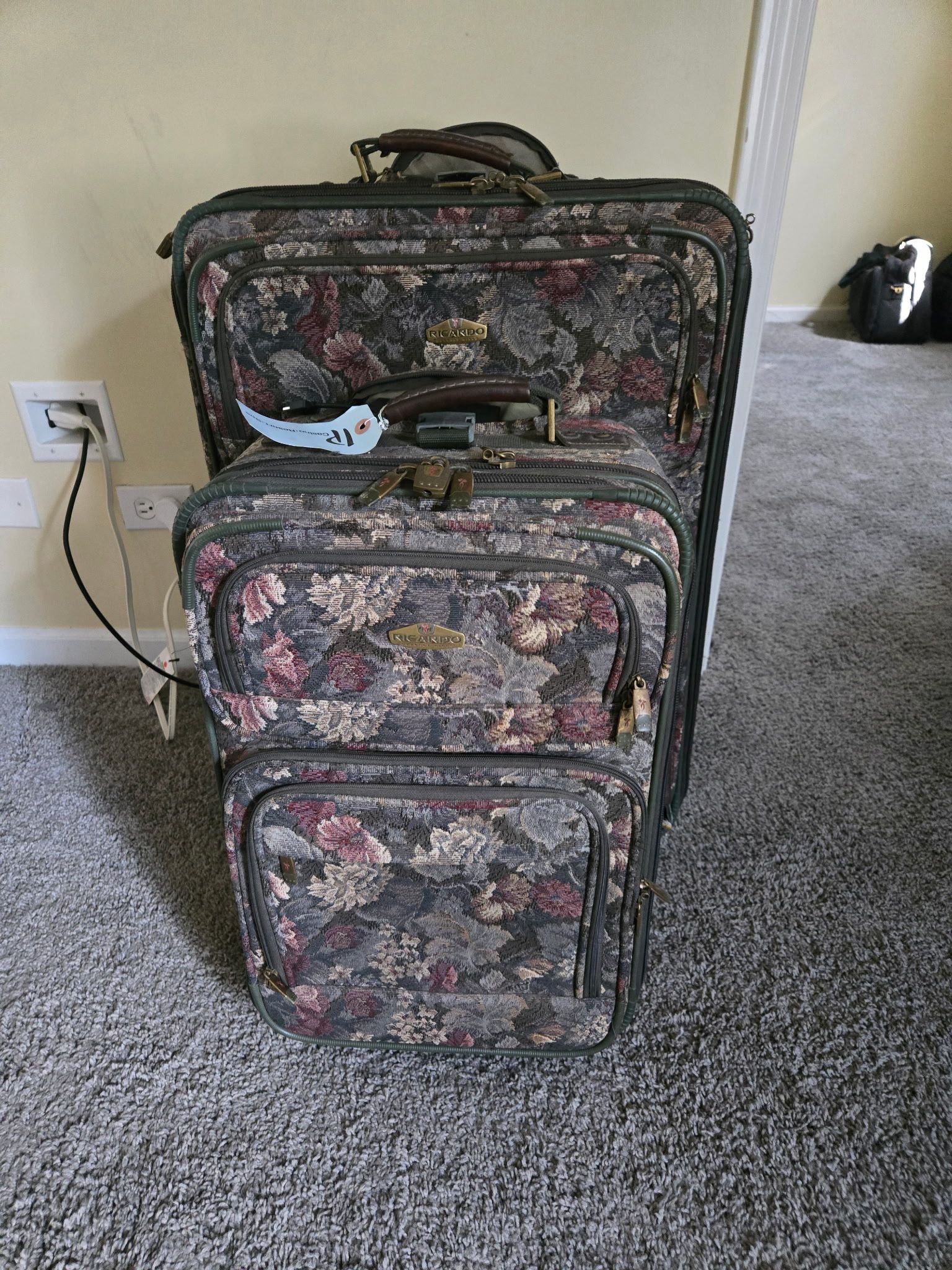 Suitcase Set