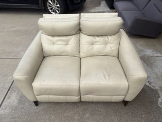 Dual Power Recliner