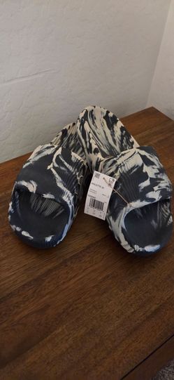Adidas slides