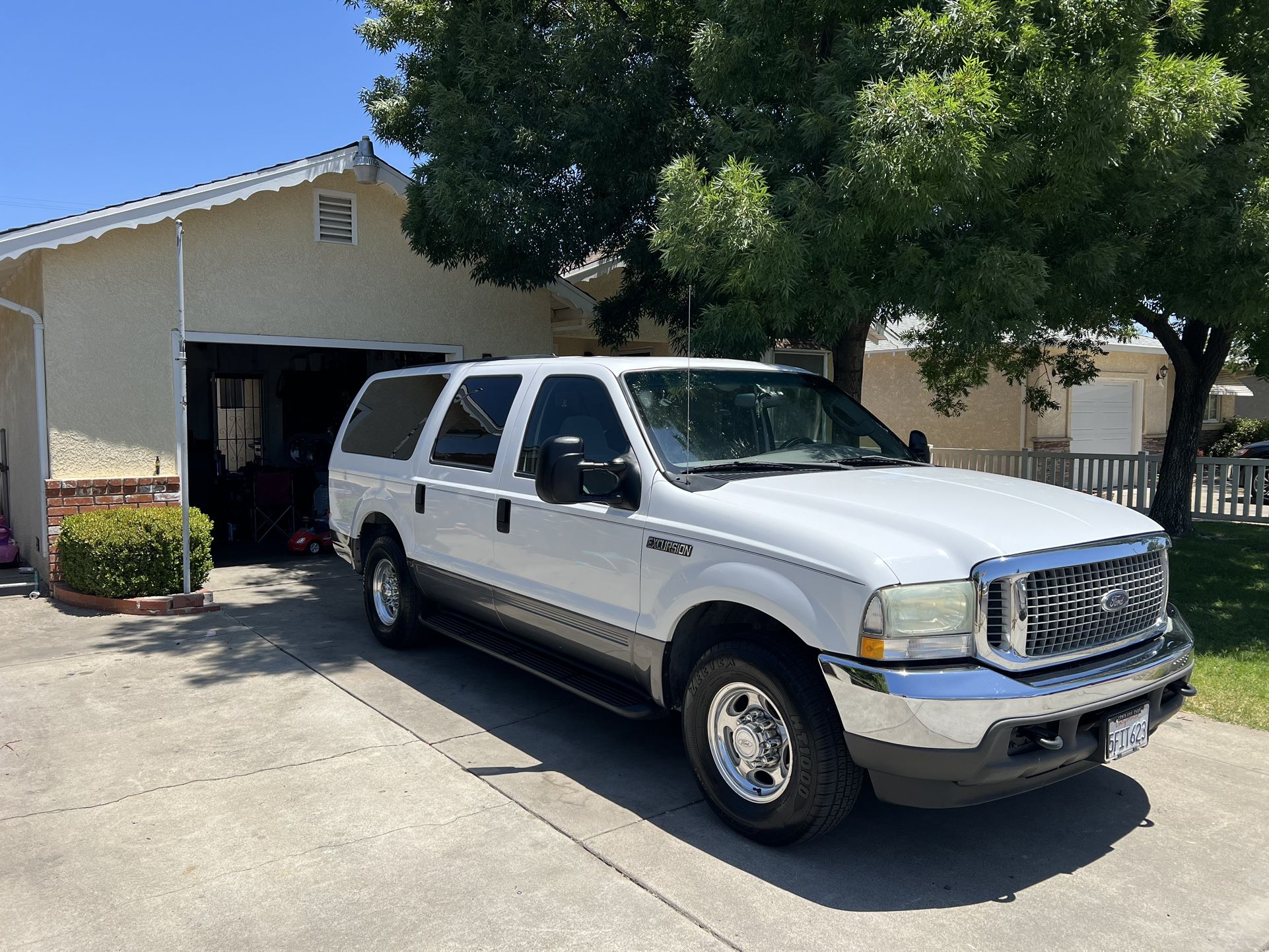 2004 Ford Excursion for Sale in Keyes, CA - OfferUp