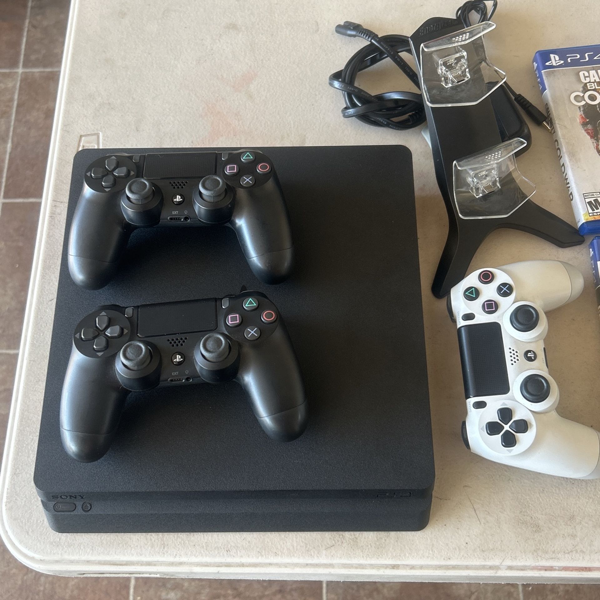 PS4