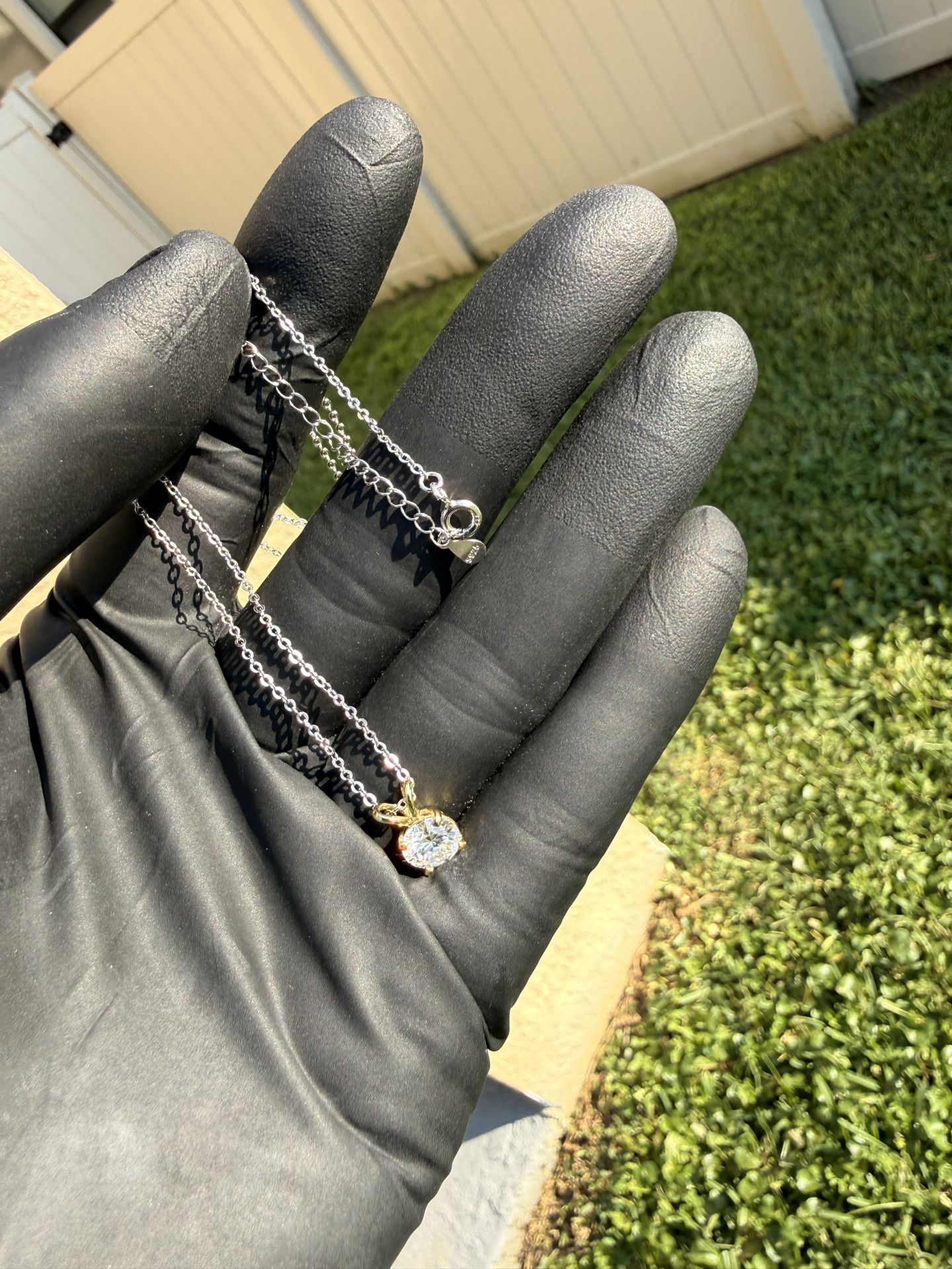✨ 2.0 CT VVS1 Moissanite Pendant Necklace ✨