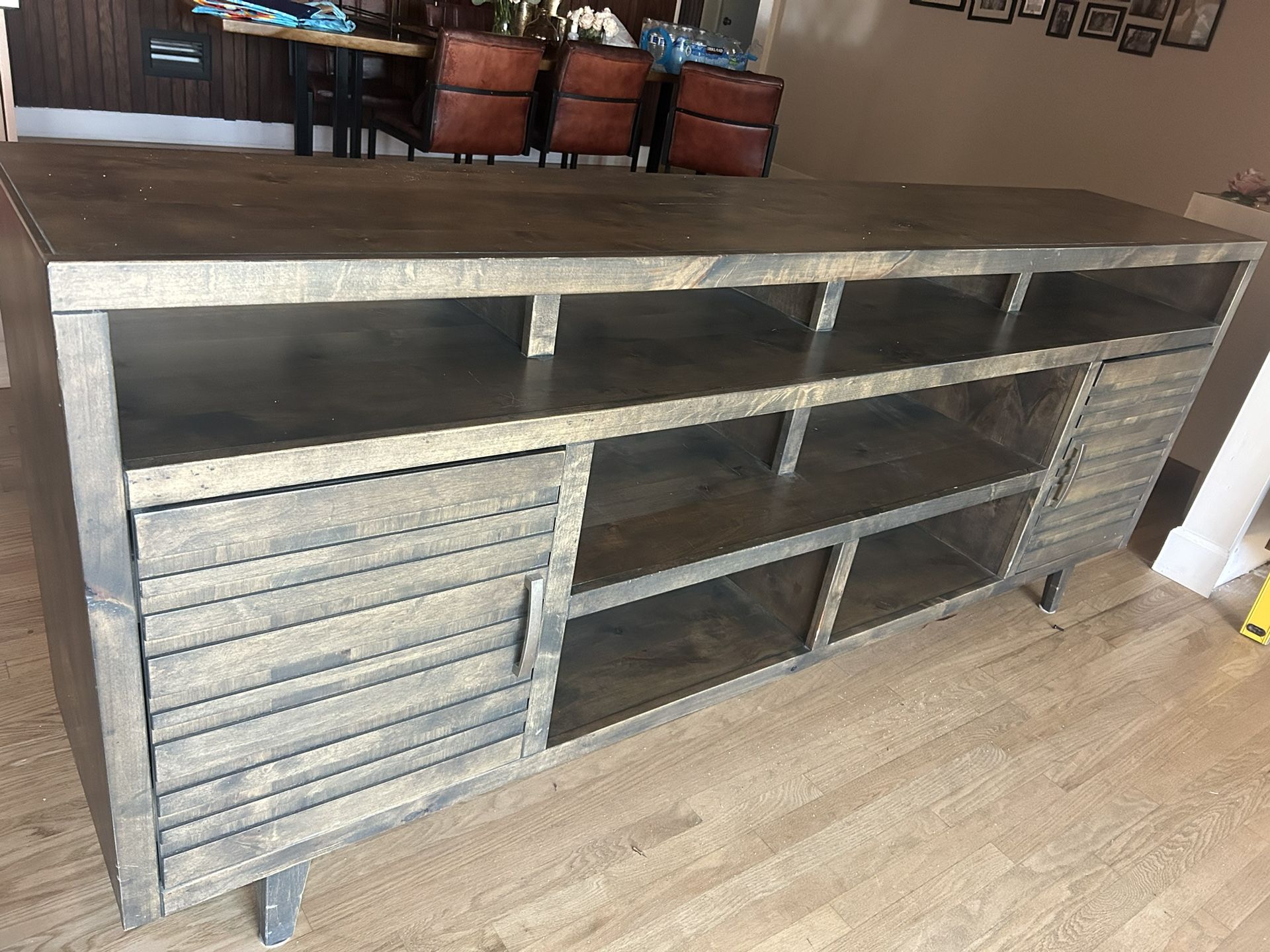 TV/Buffet/Console table 