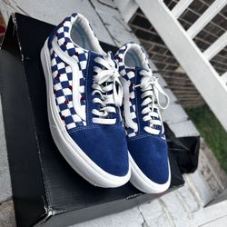 Limited Edition (Heart Vans)