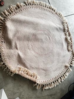 Round Boho Rug with Fringe Border