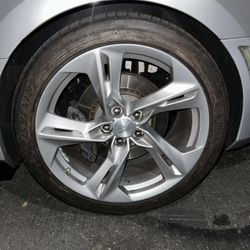 2019 Camaro SS Wheels & Tires 