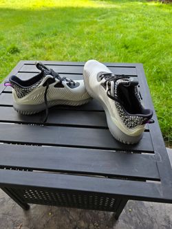Adidas Alphabounce Women Shoes Size 8