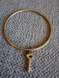 Vintage Bangle Bracelet with Skeleton Key