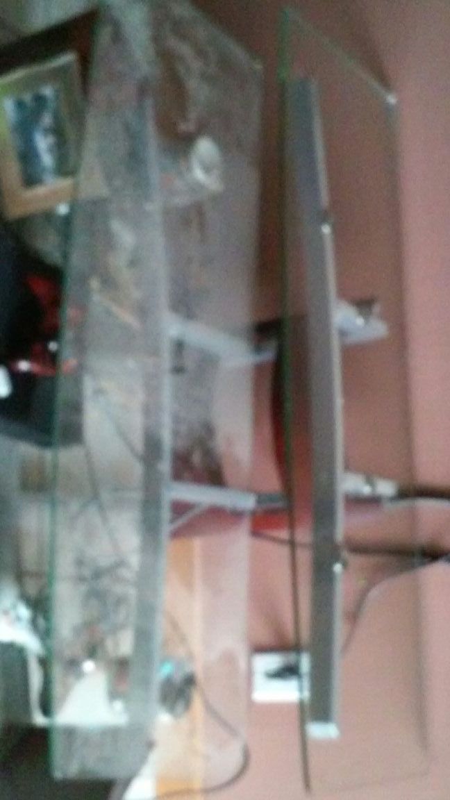 TV STAND GLASS