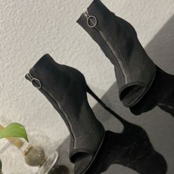 Black Open Toe Booties Size 7.5 Women 