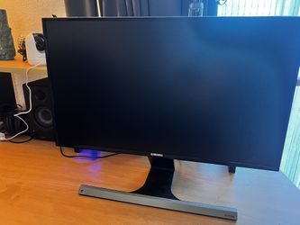 Samsung 24” Monitor