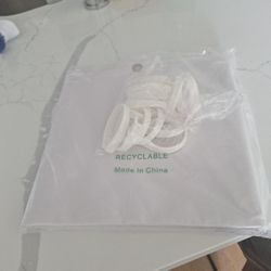 Plastic Shower Curtain With Plastic Rings 