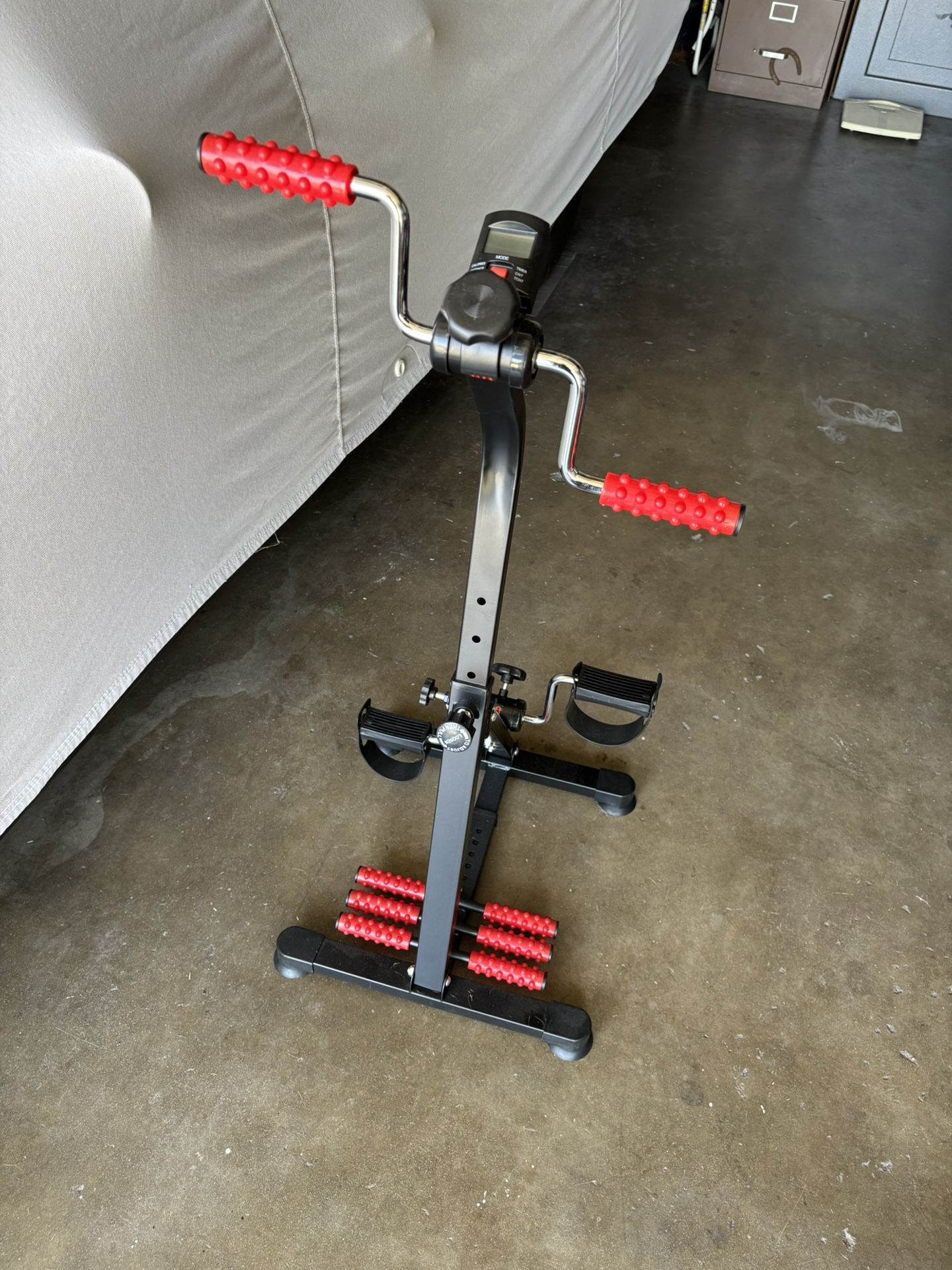 Foot & Hand Exercise Bike