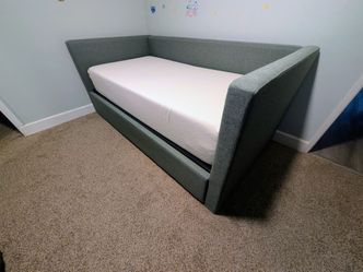 Living Spaces Green Upholstered Daybed with Pull-Out Trundle – $200