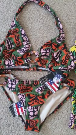 NWT Pin up girl Laura Byrnes bikini set size large