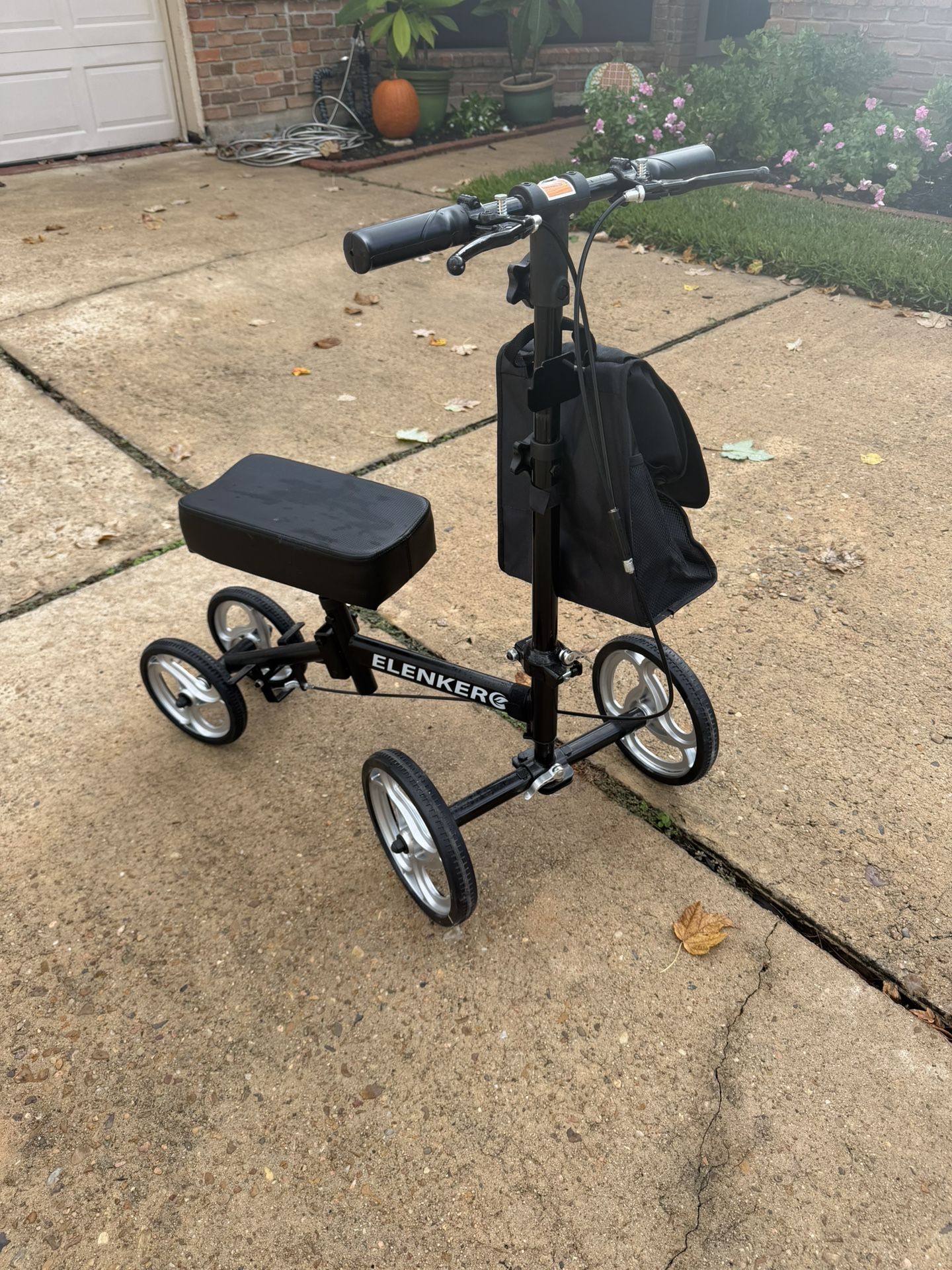 ELENKER Steerable Knee Walker Deluxe Medical Scooter for Foot Injuries Compact Crutches Alternative Light Sliver