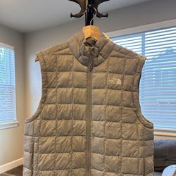 Northface Thermoball Eco Vest (Men’s Small)
