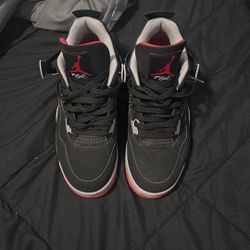 Jordan 4s