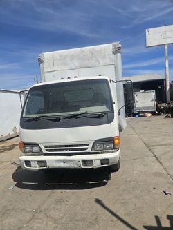 1999 Isuzu NPR.   Gas