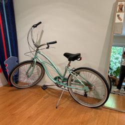 Electra cruiser bike