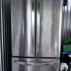 LG 3 Door fridge - French Door Refrigerator 
