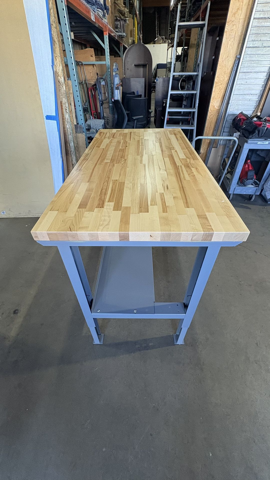 Work Bench, Adjustable height Work table 