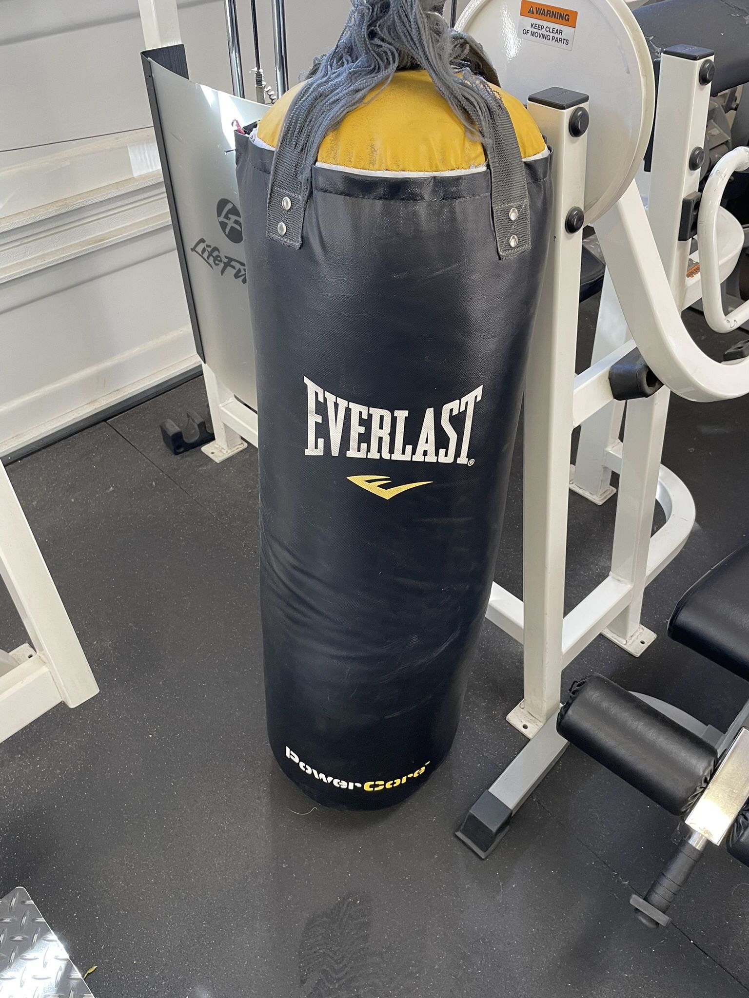 Everlast 50 Lbs Punching Bag MMA Boxing - NO SHIPPING