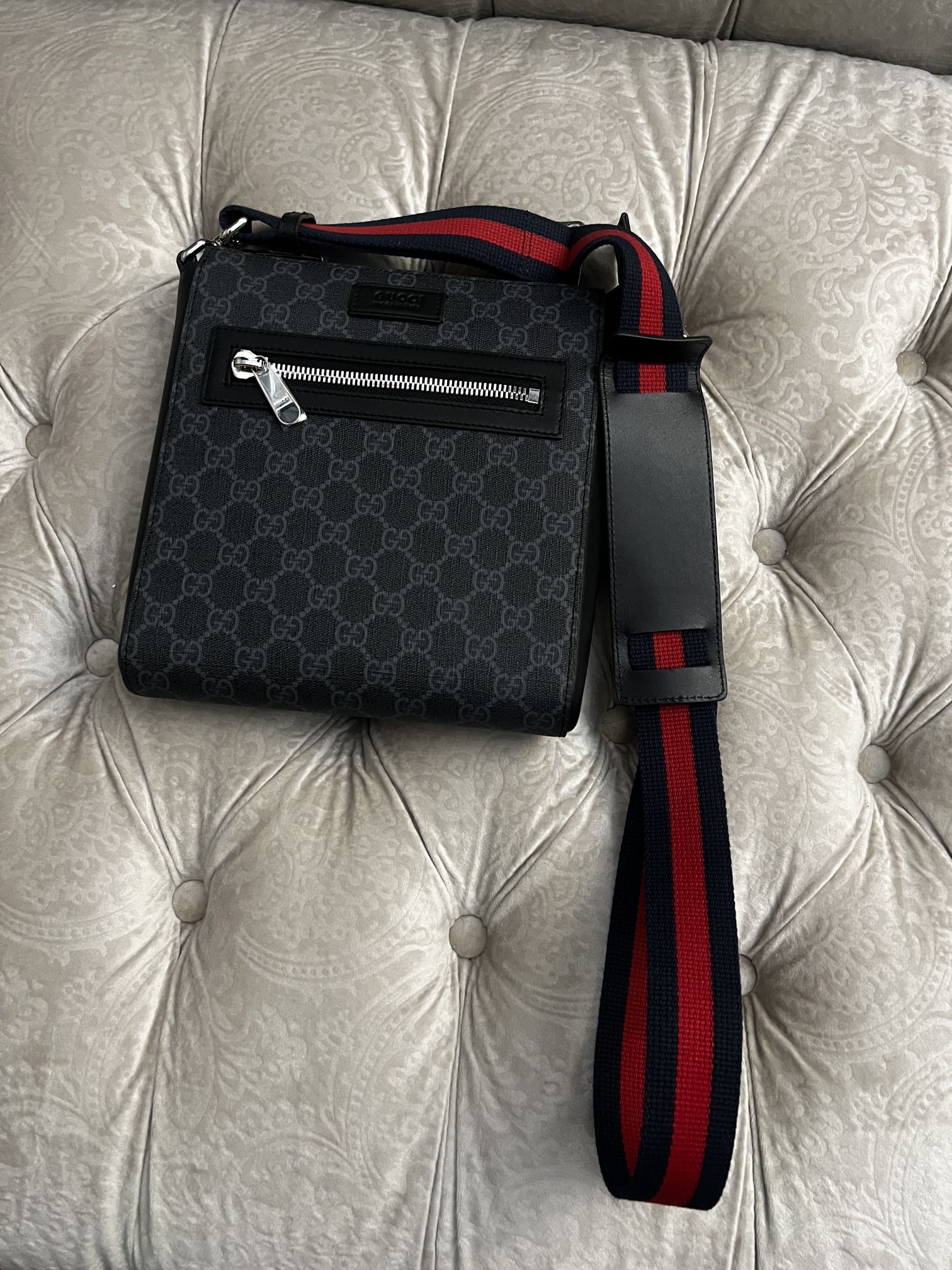 Gucci Messenger Bag 