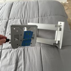 Peerless Articulating Tv Mount 