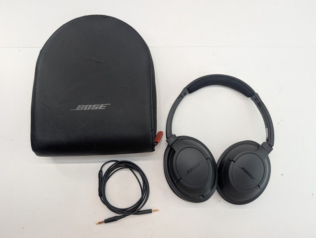 Bose SoundTrue Black Around-Ear Wired Headphone w/ Case - Please Read