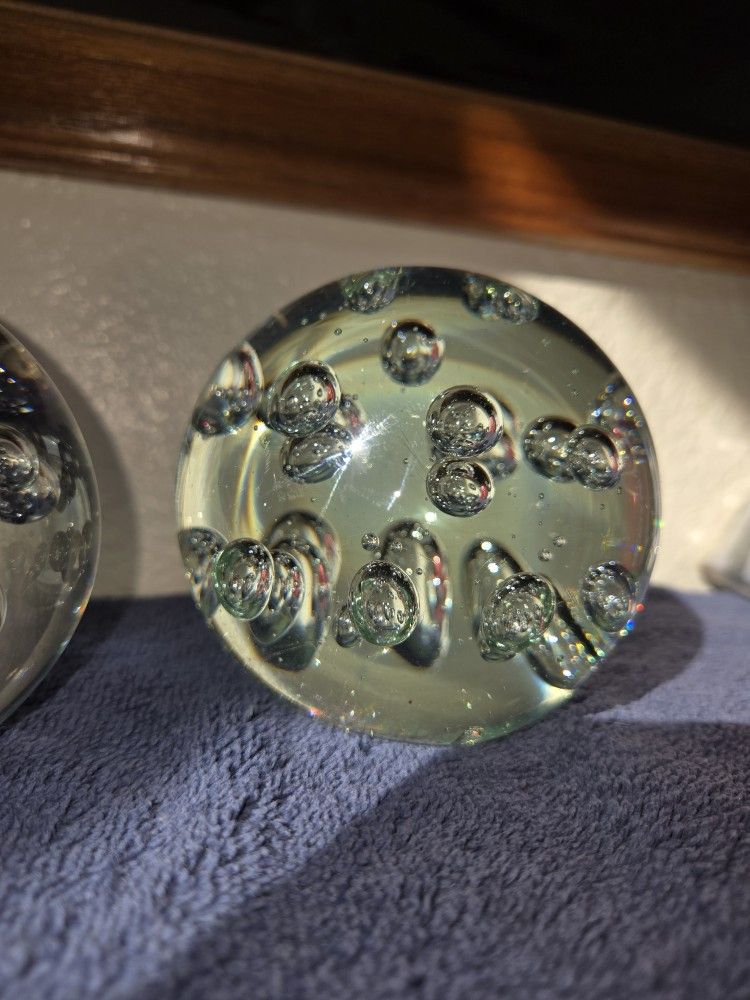 Glass Paperweight NO Flaws Perfect See ALL Pics