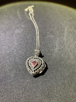 Silver heart locket necklace